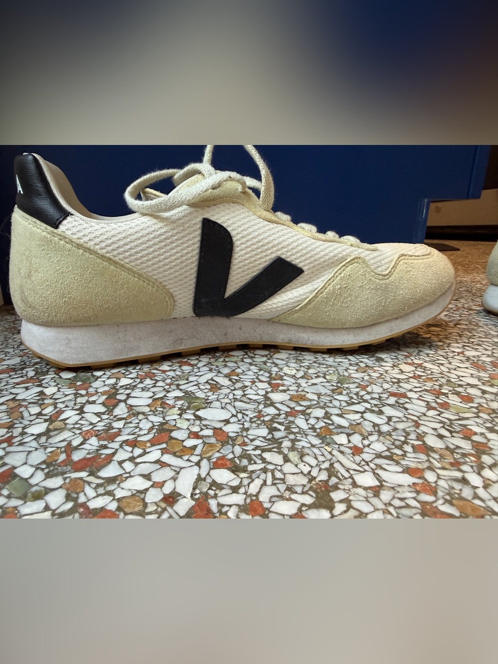 Veja limited edition men’s size 10.5